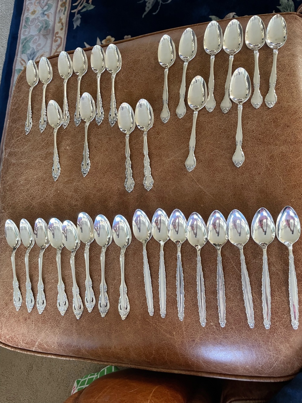 35 Oneida Vintage Community Silver Plate Like New Teaspoons 8x4 x5 patterns +2